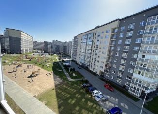 Продам 1-комнатную квартиру, 47 м2, Калининград, Рассветная улица, 25