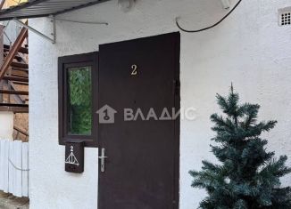 Продаю двухкомнатную квартиру, 40 м2, Новороссийск, улица Михаила Борисова, 36