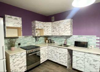 3-комнатная квартира на продажу, 104.7 м2, Кириши, улица Нефтехимиков, 43