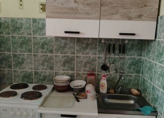 Сдам в аренду 1-ком. квартиру, 33 м2, Курчатов, улица Гайдара