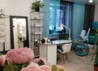 Продам помещение свободного назначения, 40 м2, Республика Алтай, Коммунистический проспект, 39