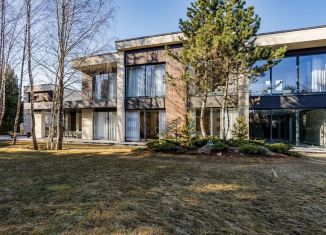 Продаю дом, 982 м2, деревня Поздняково