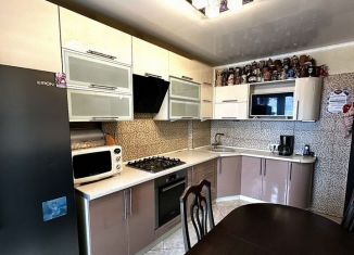 Продаю трехкомнатную квартиру, 67.2 м2, Балтийск, улица Н. Каплунова, 6