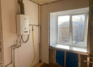 Продам 2-комнатную квартиру, 42.4 м2, Дзержинск, улица Ватутина, 36