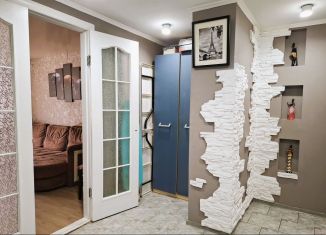 Продам 2-ком. квартиру, 55.9 м2, Бахчисарай, улица Мира, 6