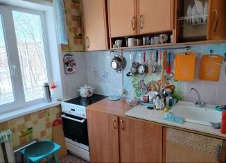 Продается 4-комнатная квартира, 62 м2, Шелехов, 1-й микрорайон, 16