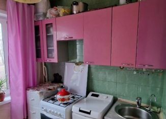 Сдаю 2-ком. квартиру, 44 м2, Гусь-Хрустальный, улица Старых Большевиков, 17А