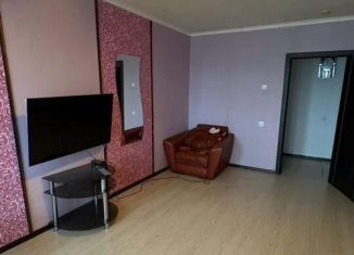 Сдаю в аренду двухкомнатную квартиру, 58 м2, Тольятти, Майский проезд, 7Б