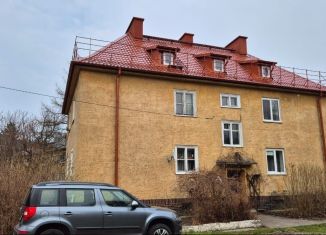 Продаю 3-ком. квартиру, 67.3 м2, Ладушкин, улица Маяковского, 5