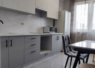 1-ком. квартира в аренду, 36 м2, поселок городского типа Афипский, улица 50 лет Октября, 44/2