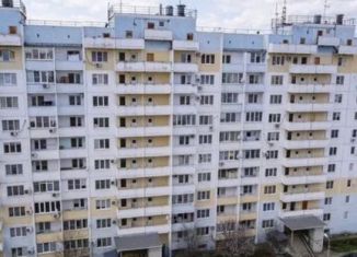 1-комнатная квартира в аренду, 37.7 м2, поселок городского типа Афипский, улица 50 лет Октября, 98/1