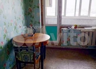 Продам 3-ком. квартиру, 68.3 м2, Мариинский Посад, Советская улица, 16