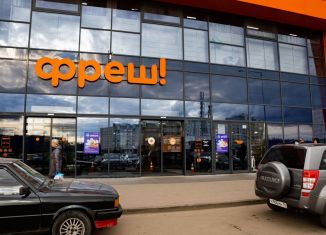 Продам торговую площадь, 203.9 м2, Ярославль, проспект Фрунзе, 38