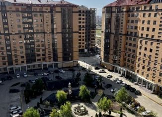 Продам 3-комнатную квартиру, 106 м2, Каспийск, ЖК Family, Кавказская улица, 31