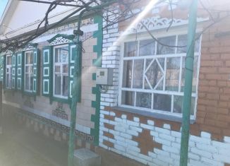 Дом на продажу, 70 м2, посёлок городского типа Усть-Донецкий, улица Титова, 43