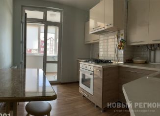 Однокомнатная квартира в аренду, 45 м2, Симферополь, Балаклавская улица, 137, ЖК Бавария