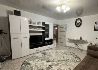 Продается четырехкомнатная квартира, 76 м2, Челябинск, 2-я Шагольская улица, 26, Курчатовский район