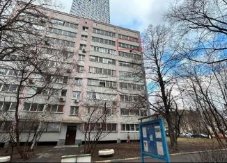 Продам 2-комнатную квартиру, 41.1 м2, Москва, Мосфильмовская улица, 10, метро Парк Победы