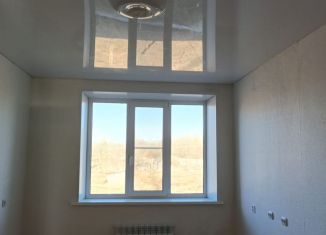 Продаю двухкомнатную квартиру, 44.4 м2, Волхов, площадь Ленина