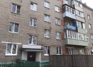 Продается однокомнатная квартира, 30.4 м2, рабочий посёлок Мишеронский, Советская улица, 42