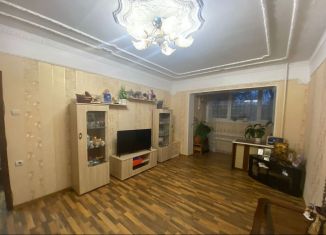 Продаю трехкомнатную квартиру, 72.3 м2, Астрахань, улица Генерала Герасименко, 6