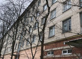 Продажа 3-комнатной квартиры, 57 м2, Никольское, Комсомольская улица, 14