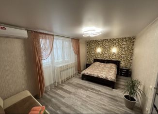 1-комнатная квартира в аренду, 38 м2, Крым, Строительная улица, 1