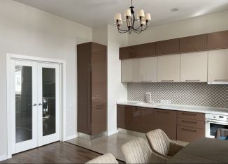 Продаю 2-ком. квартиру, 71.2 м2, Серпухов, площадь Ленина