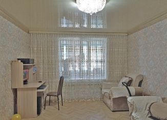 Продается 3-комнатная квартира, 70.4 м2, село Учебное