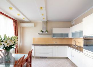 Сдается 3-ком. квартира, 120 м2, Санкт-Петербург, улица Савушкина, 143к1, исторический район Северо-Приморская часть