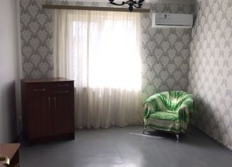 2-комнатная квартира в аренду, 40 м2, Севастополь, улица Челюскинцев, 12