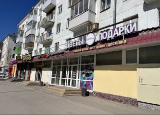 Продам торговую площадь, 1209.4 м2, Пермь, улица Маршала Рыбалко, 105, Кировский район