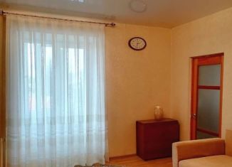 Продается трехкомнатная квартира, 70 м2, Ставрополь, улица Дзержинского, 179