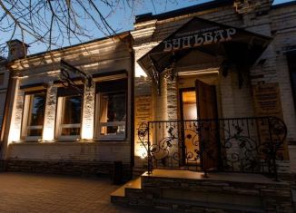 Продаю помещение свободного назначения, 100 м2, Азов, Петровский бульвар, 4