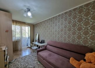 Продается 4-комнатная квартира, 75 м2, Белореченск, улица Ленина, 107