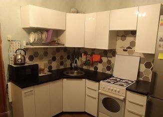 Продается четырехкомнатная квартира, 80 м2, Балахна, улица Бумажников, 25