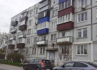Продажа 2-комнатной квартиры, 47.2 м2, Задонск, улица Карла Маркса, 2Д