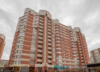 Продается 1-комнатная квартира, 51.9 м2, Екатеринбург, улица Академика Шварца, 4, улица Академика Шварца