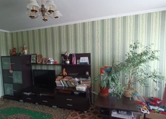 Продается двухкомнатная квартира, 52 м2, Гурьевск, Партизанская улица, 20А