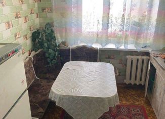 Продаю двухкомнатную квартиру, 42.2 м2, село Плешаново, проспект Гагарина, 33