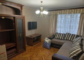 Сдается многокомнатная квартира, 70.8 м2, Санкт-Петербург, проспект Ветеранов, 76, метро Проспект Ветеранов
