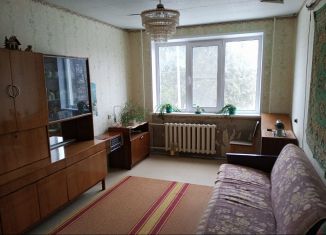 Сдается в аренду двухкомнатная квартира, 42 м2, Новочебоксарск, Зелёный бульвар, 10