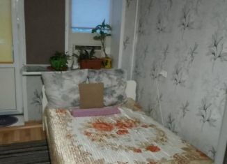 Сдам в аренду однокомнатную квартиру, 37 м2, Астрахань, улица Савушкина, 48
