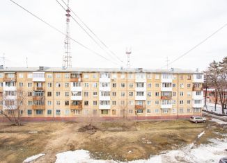 Продается двухкомнатная квартира, 44.6 м2, Кемеровская область, улица Гагарина, 155