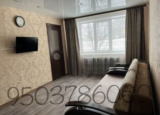 Сдается трехкомнатная квартира, 45 м2, Нижегородская область, Советская улица, 24