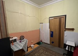 Сдаю в аренду комнату, 14 м2, Санкт-Петербург, проспект Стачек, 32