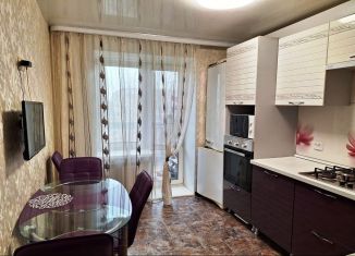 Продаю двухкомнатную квартиру, 61.2 м2, Свердловская область, улица Верхняя Черепанова, 56