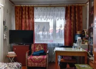 Продается 2-комнатная квартира, 44 м2, Мурманск, улица Карла Либкнехта, Ленинский округ