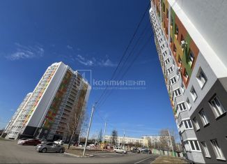 Продаю двухкомнатную квартиру, 61 м2, Ковров, улица Сергея Лазо, 5