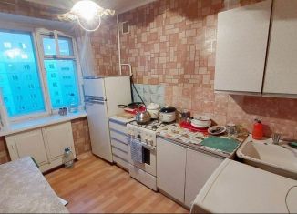 Трехкомнатная квартира в аренду, 63 м2, Челябинская область, Российская улица, 63